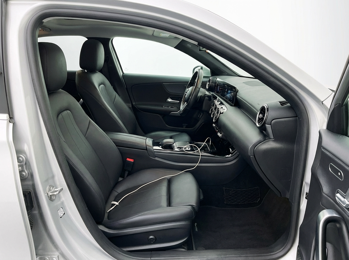 2023 Mercedes-Benz A220 Interior